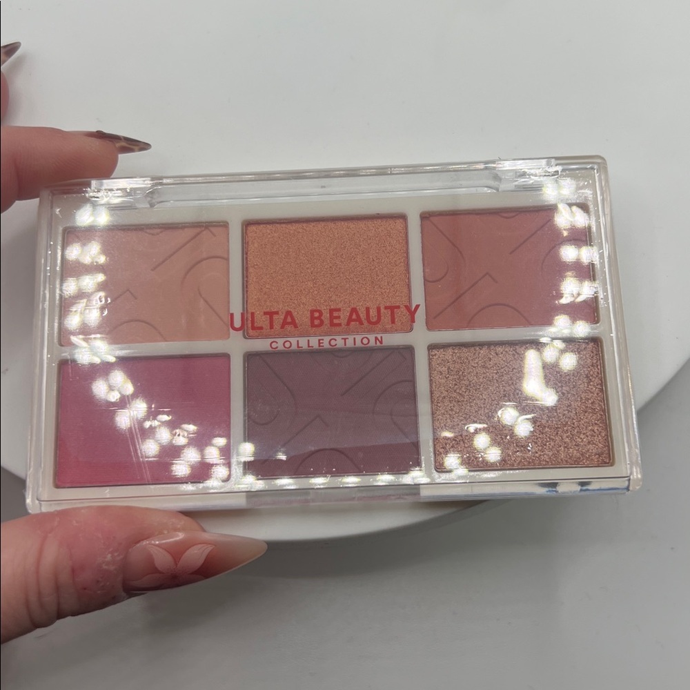 Ulta Beauty 6 Pan Eyeshadow Palette - Picture 3 of 4